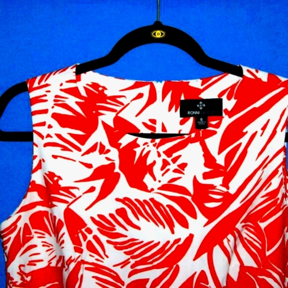 Ronni Nicole Leaf Print Shift Dress - Women's Size 6 - Red & White - Picture 3 of 6